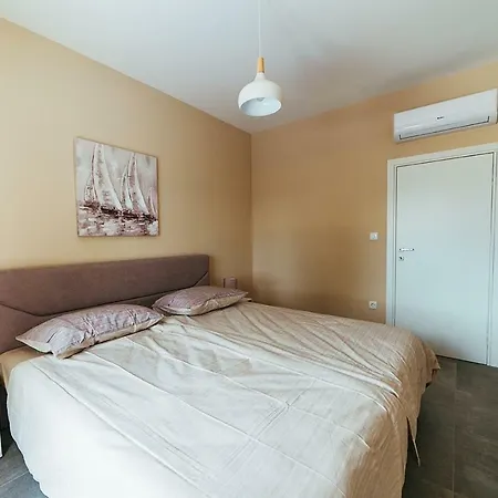 Ctim290-luxury With Pool For 6+2 Persons Vila *