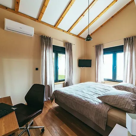 Ctim290-luxury With Pool For 6+2 Persons Vila